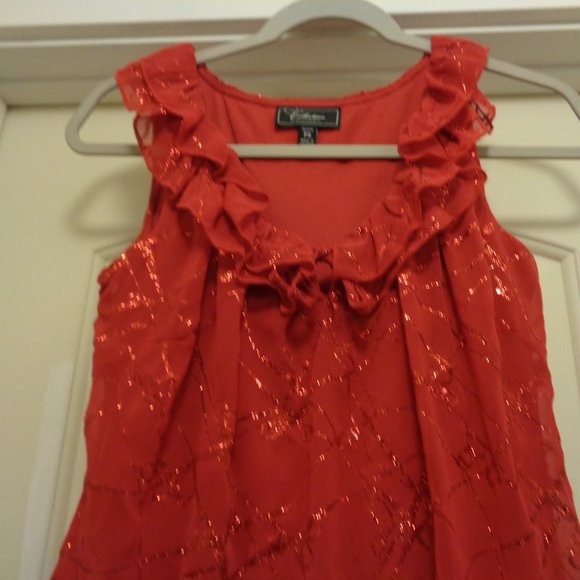 BRIGHT RED SHINE THREADS RUFFLES GATHERED TOP BY DRESSBARN PS - Picture 2 of 8